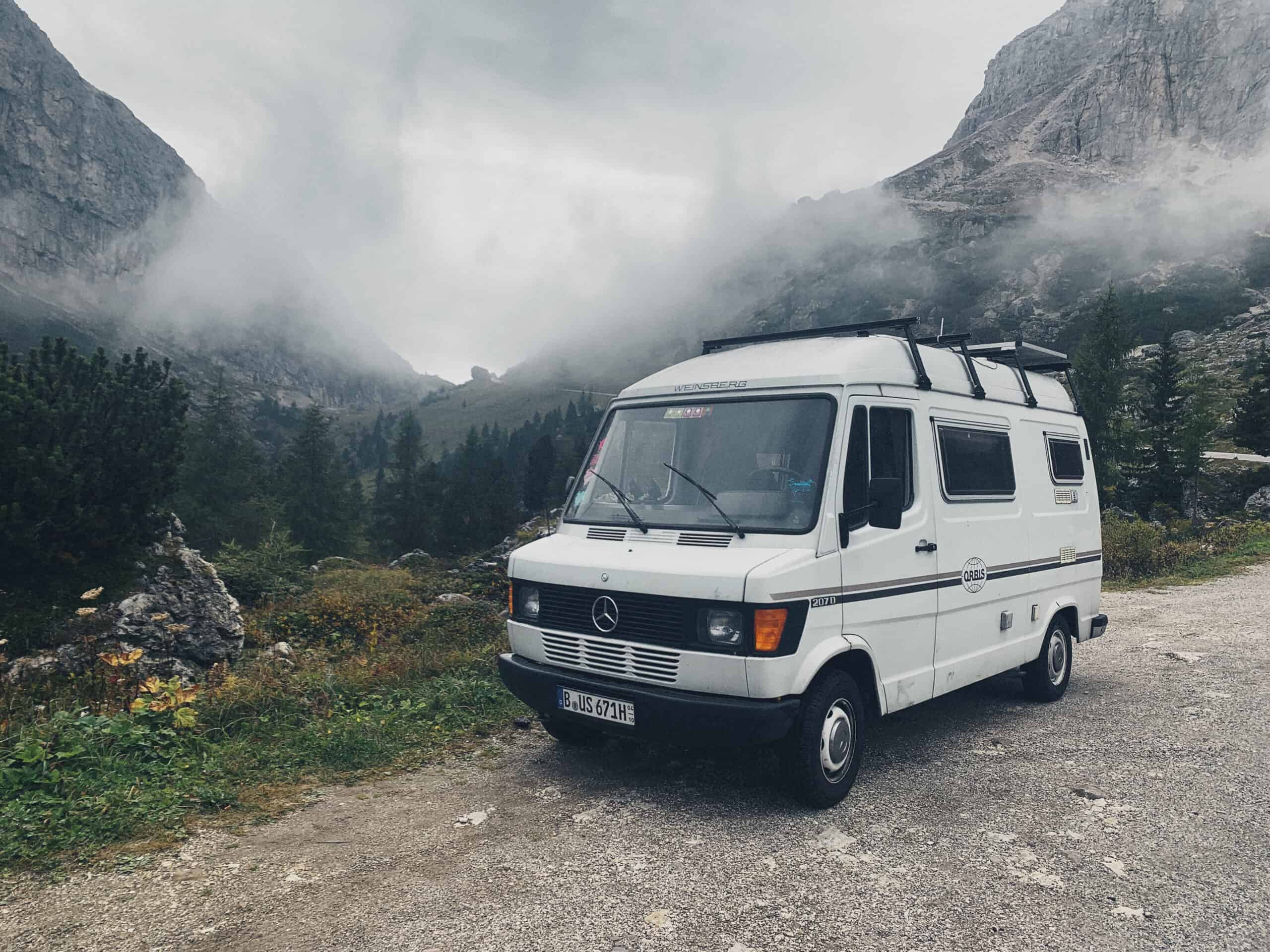  mercedes ln2 1124af expedition truck