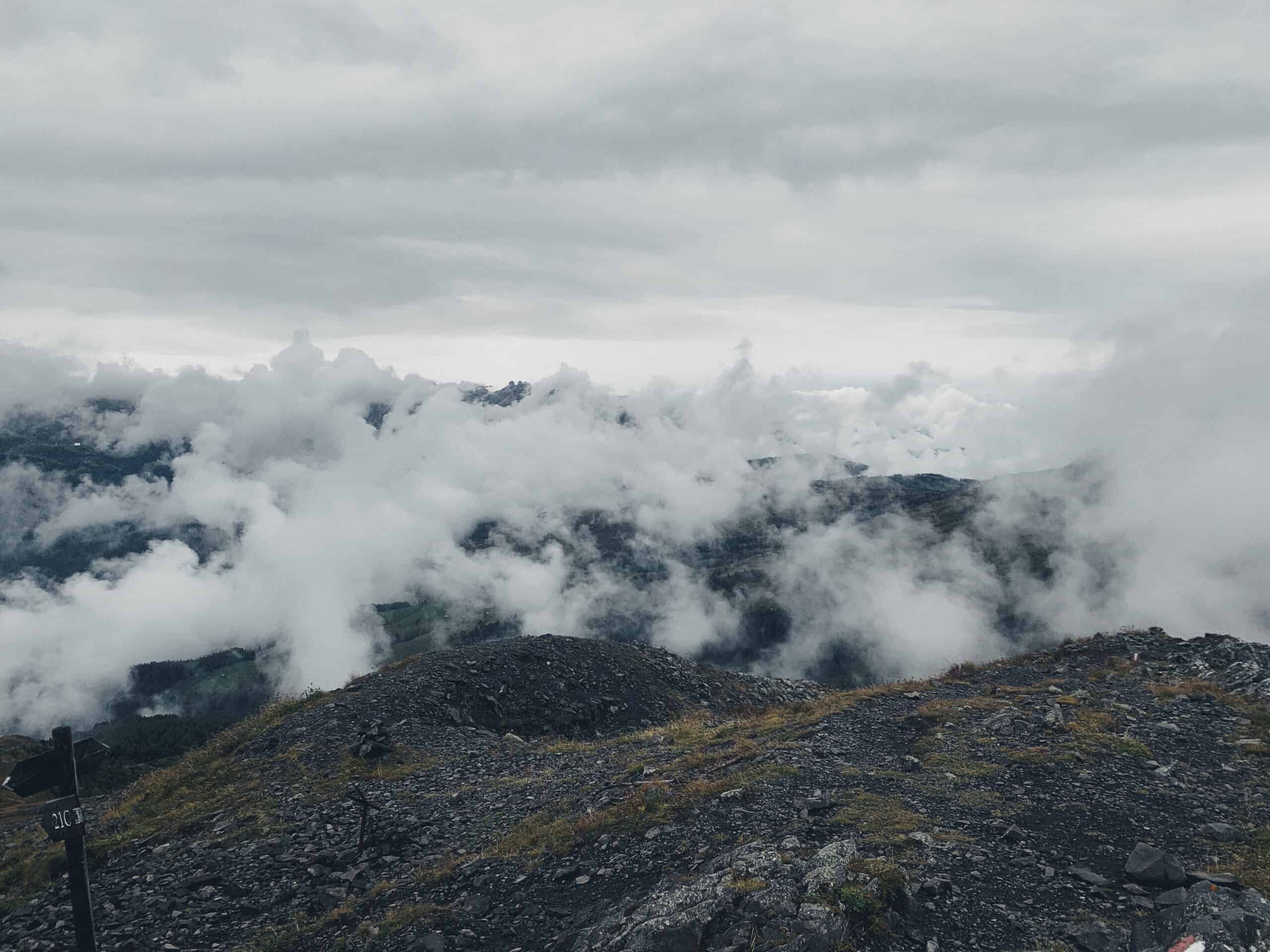  mercedes ln2 1124af expedition truck