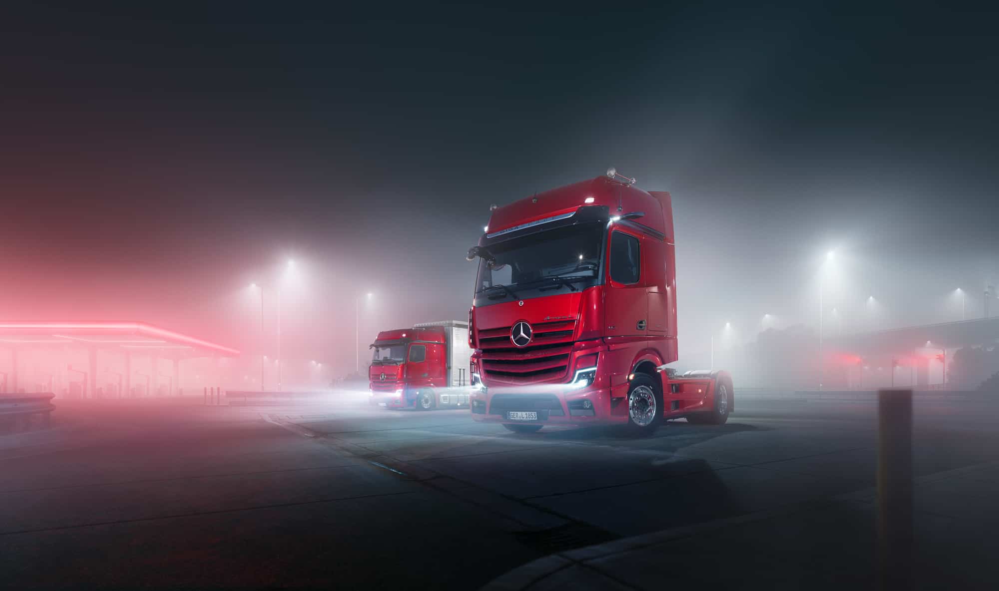 mercedes ln2 1124af expedition truck