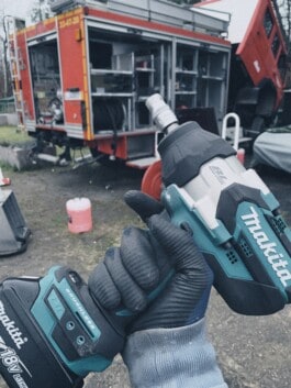  mercedes ln2 1124af expedition truck