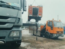  mercedes ln2 1124af expedition truck