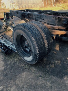  mercedes ln2 1124af expedition truck