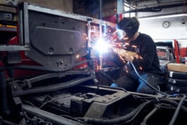  mercedes ln2 1124af expedition truck