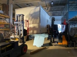  mercedes ln2 1124af expedition truck