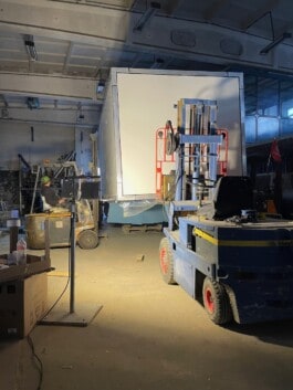  mercedes ln2 1124af expedition truck