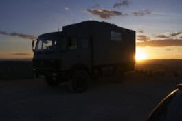 mercedes ln2 1124af expedition truck