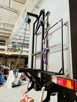  mercedes ln2 1124af expedition truck