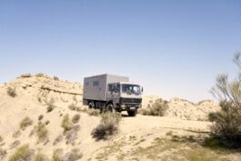 mercedes ln2 1124af expedition truck