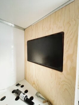  mercedes ln2 1124af expedition truck