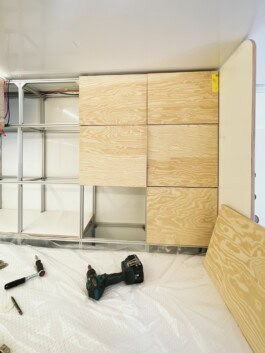  mercedes ln2 1124af expedition truck