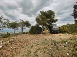 mercedes ln2 1124af expedition truck