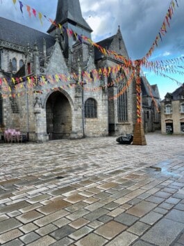 mercedes ln2 1124af expedition truck