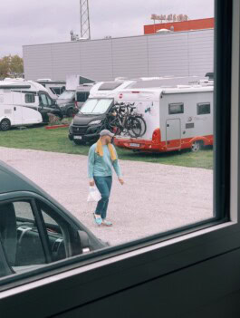 mercedes ln2 1124af expedition truck