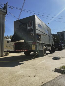mercedes ln2 1124af expedition truck
