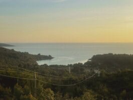 mercedes ln2 1124af expedition truck