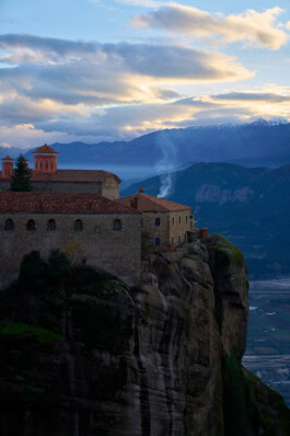 mercedes ln2 1124af expedition truck