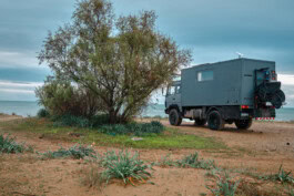 mercedes ln2 1124af expedition truck