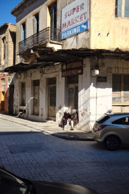 mercedes ln2 1124af expedition truck