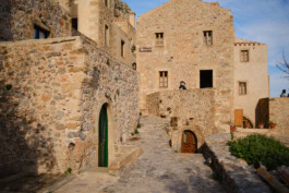 mercedes ln2 1124af expedition truck