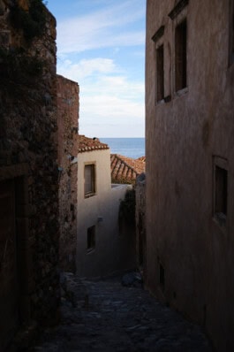 mercedes ln2 1124af expedition truck