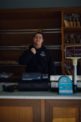 mercedes ln2 1124af expedition truck