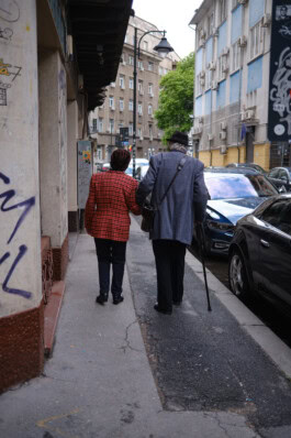  mercedes ln2 1124af expedition truck