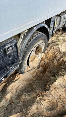  mercedes ln2 1124af expedition truck