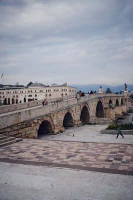  mercedes ln2 1124af expedition truck