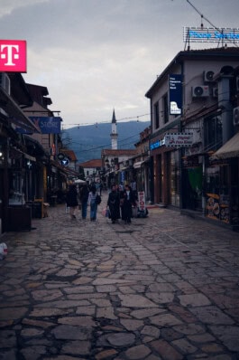  mercedes ln2 1124af expedition truck