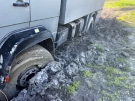  mercedes ln2 1124af expedition truck