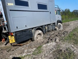  mercedes ln2 1124af expedition truck