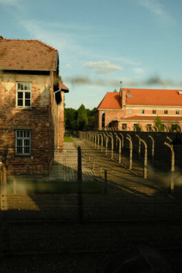  mercedes ln2 1124af expedition truck