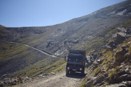 mercedes ln2 1124af expedition truck